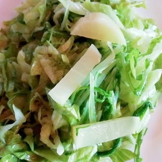【サラダ料理】漬物とレタスの和風サラダ